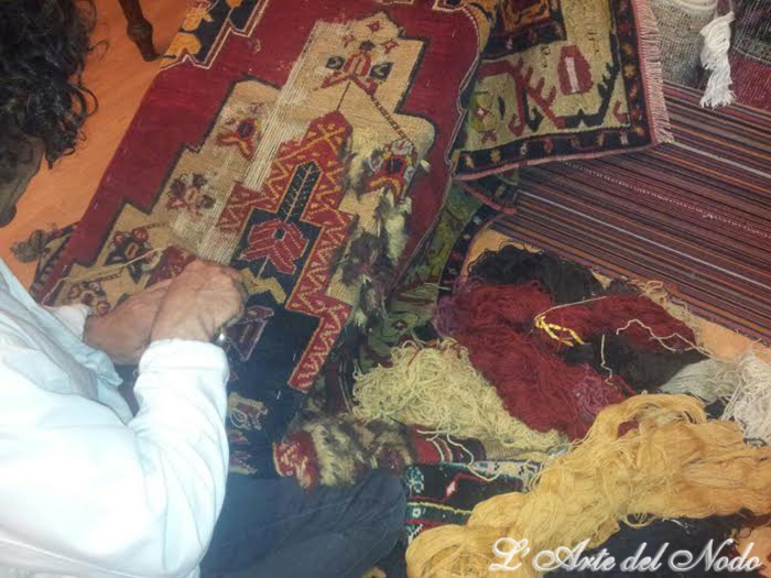 riparazione tappeti persiani